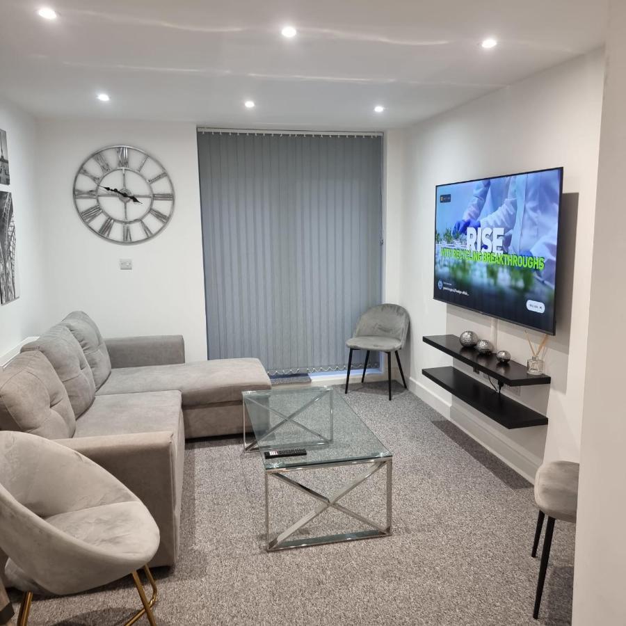 Classic 2 Bed Apartment In Oldkent Road London Exterior photo